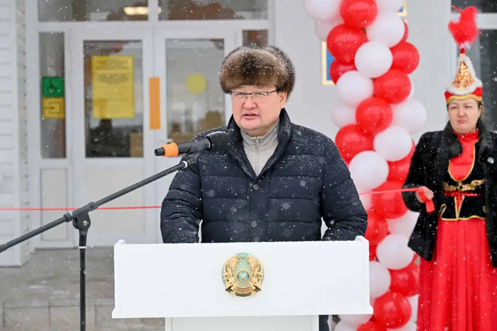 В селе Урджар открылась врачебная амбулатория с дневным стационаром (2)
