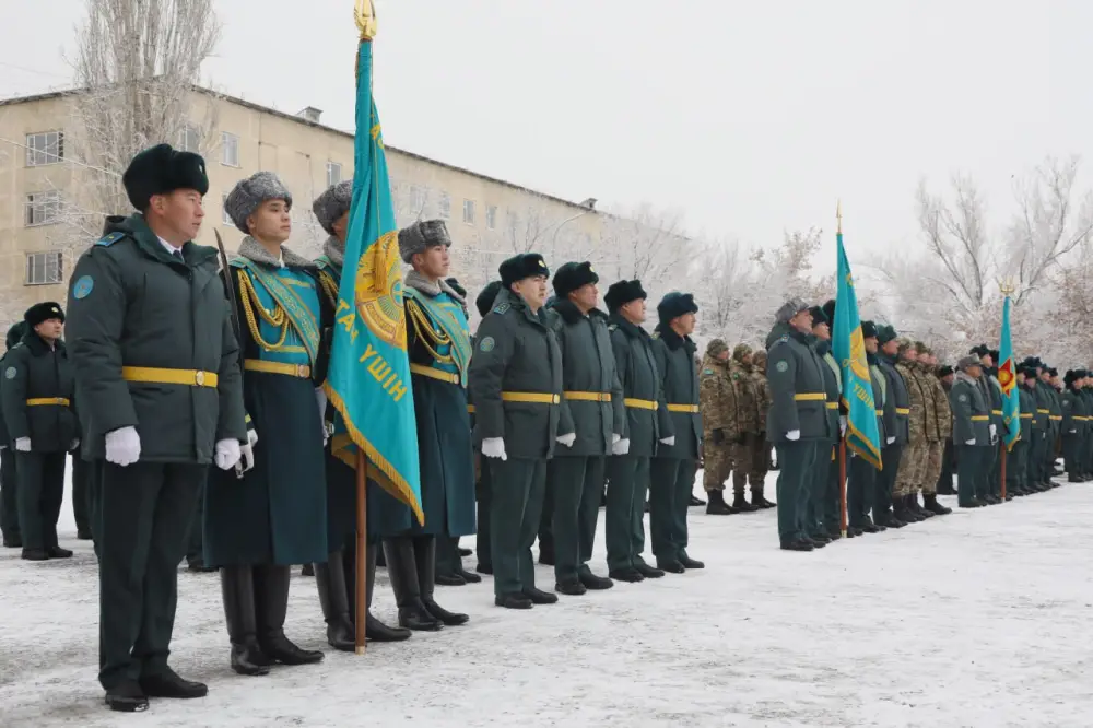 Воинским частям Десантно-штурмовых войск вручили Боевые знамена (7)