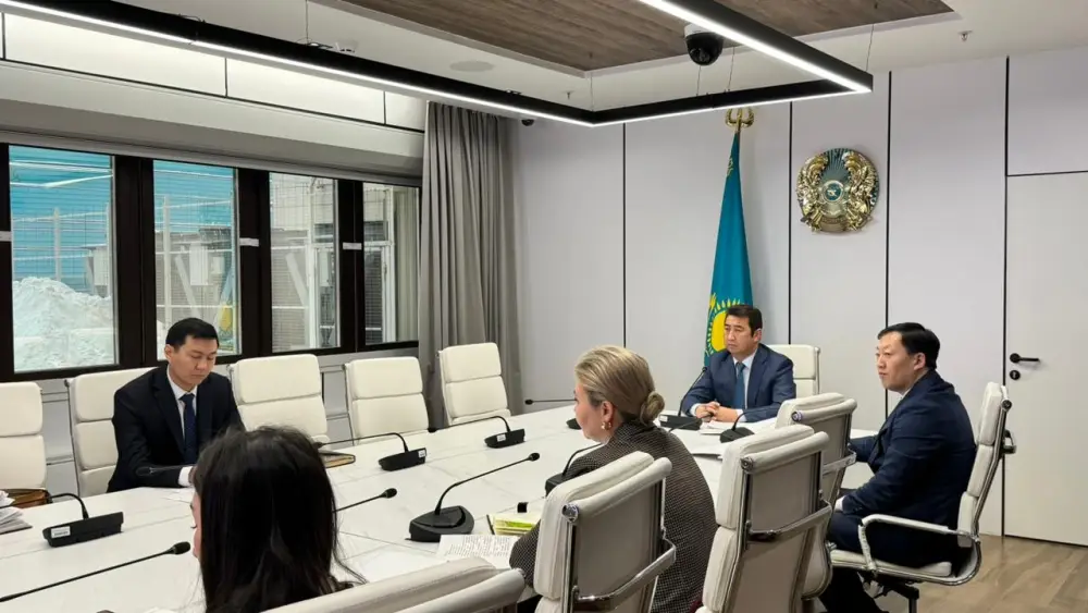 Айдарбек Сапаров провел личный прием граждан (5)