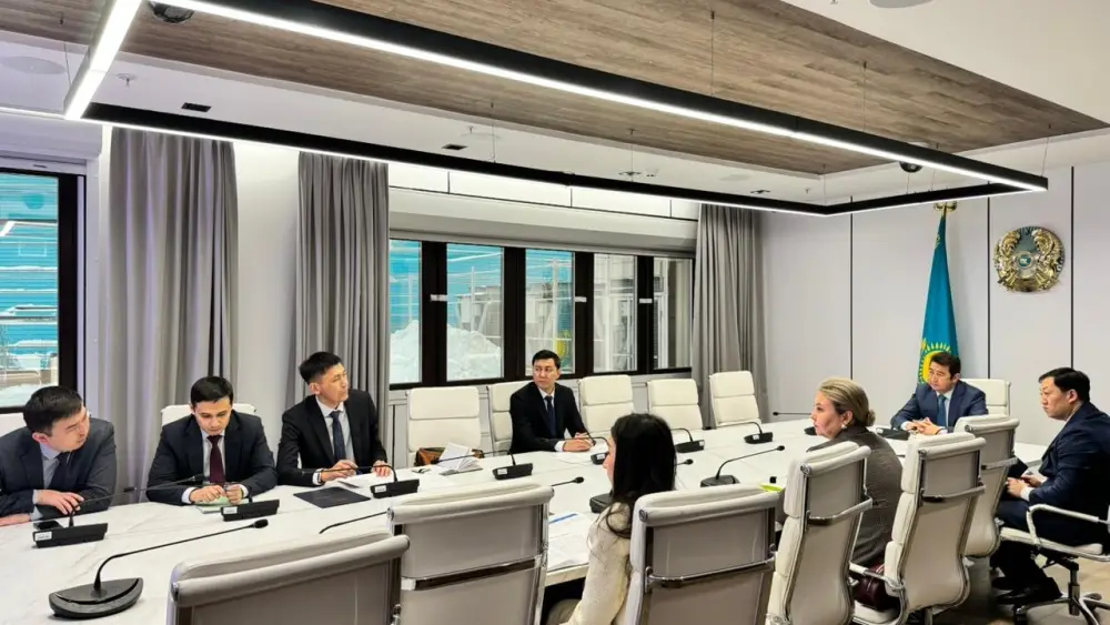 Айдарбек Сапаров провел личный прием граждан (3)