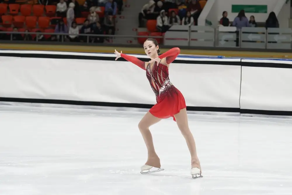 В Астане юниоры соревнуются в фигурном катании (7)