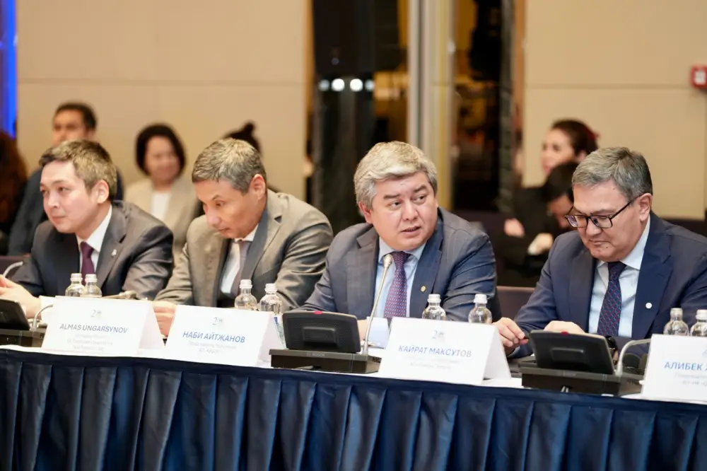 Министр энергетики озвучил ключевые направления сотрудничества на Совете Ассоциации KAZENERGY (6)