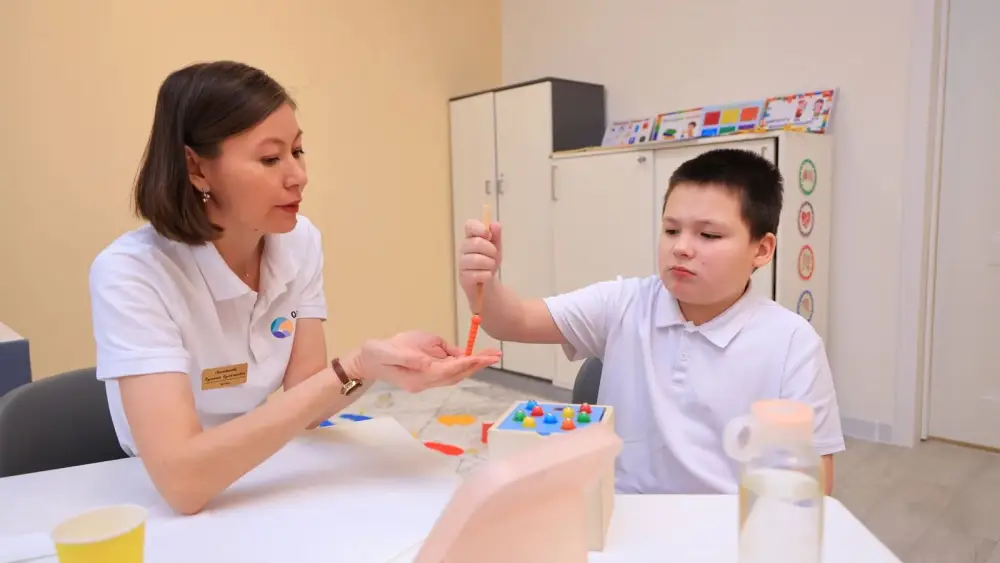 В Караганде открылся Центр поддержки и развития детей с аутизмом (2)