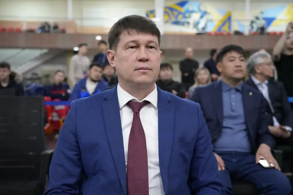 В Астане стартовал чемпионат страны по тяжелой атлетике (10)