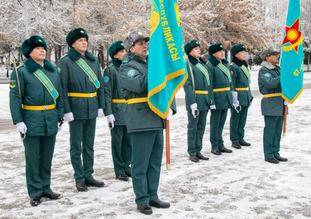 Воинским частям Десантно-штурмовых войск вручили Боевые знамена (5)