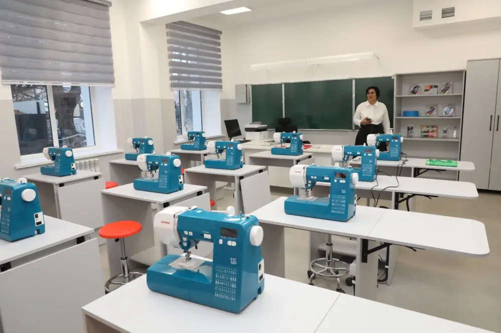 В Алматы состоялось техническое открытие объектов образования (5)