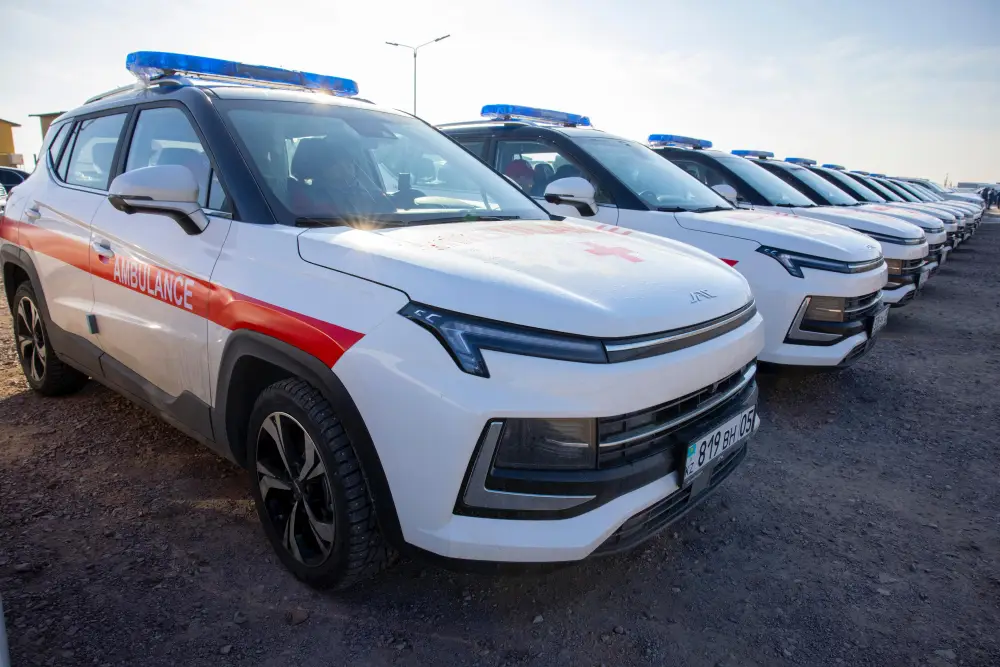 38 новых медицинских учреждений, 347 единиц техники и новые машины скорой помощи: какие изменения произошли в сфере здравоохранения в Алматинской области в 2025 году (10)