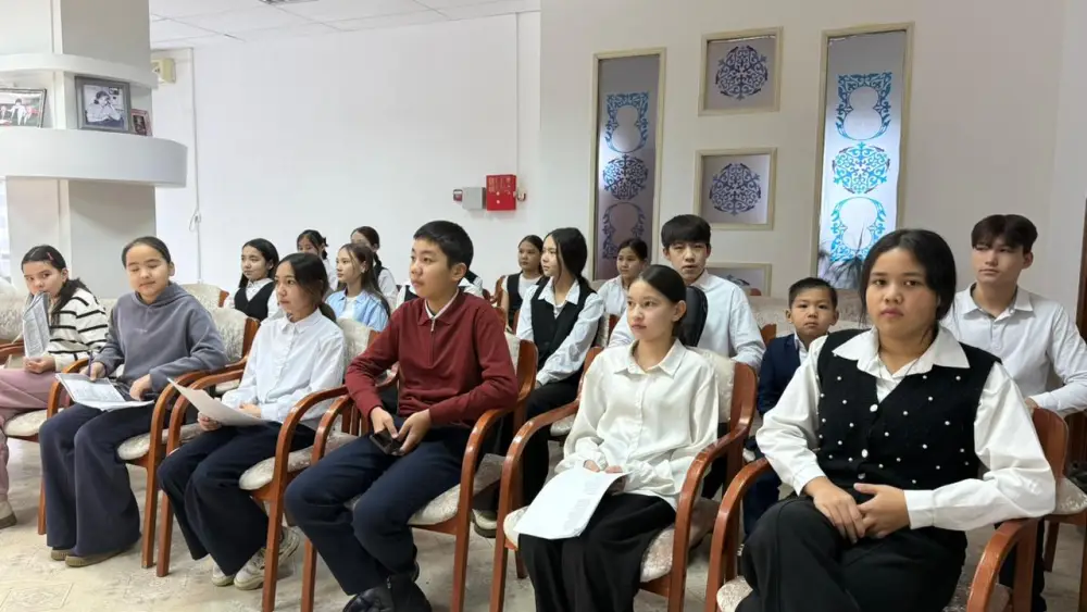 Литературно-поэтический вечер, посвящённый 120-летию Утебая Турманжанова, состоялся в Национальной академической библиотеке РК (2)