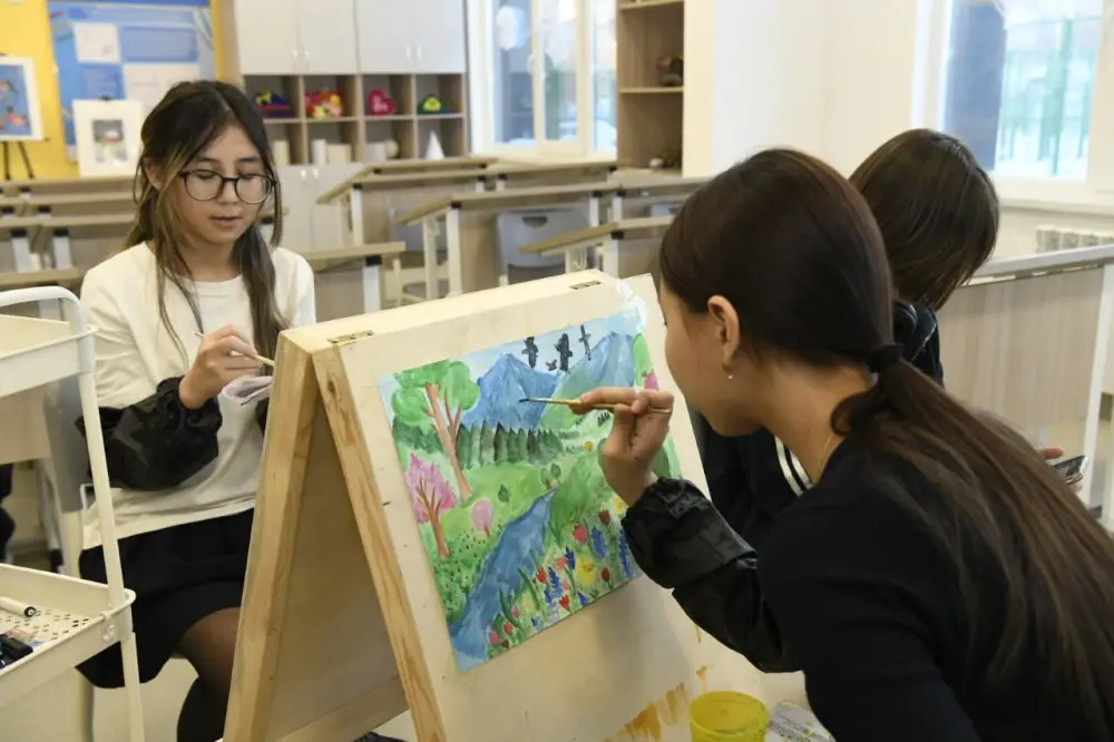 Открытая в Астане школа «Келешек мектебі» решила проблему трех смен в двух образовательных учреждениях (4)