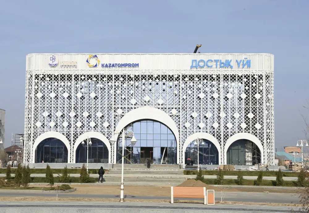 Проверен ход работ на строительных площадках (4)