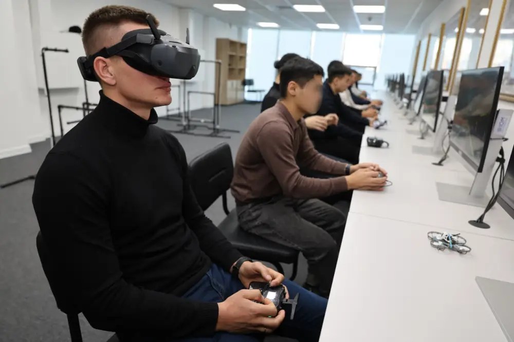 Спецподразделение «Бүркіт» Национальной гвардии осваивает FPV-дроны (8)