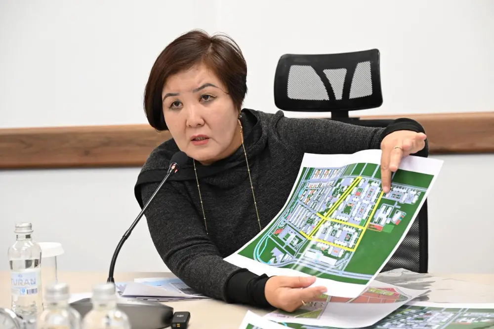 Аким Алматы Дархан Сатыбалды провел прием граждан (5)