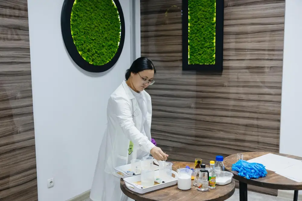 В рамках экологической акции «Таза Қазақстан» состоялась встреча с молодёжью (3)