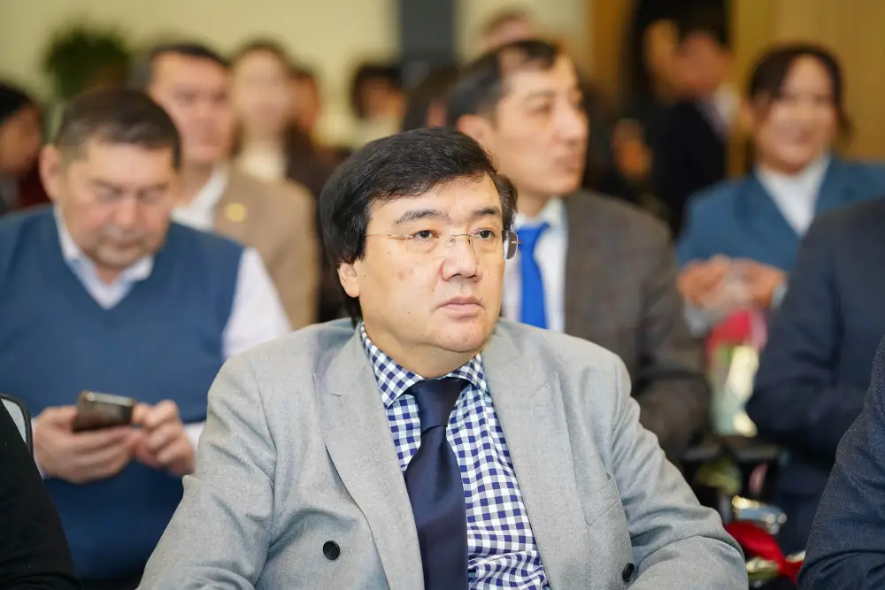 Министр науки и высшего образования РК встретился с жителями Астаны (7)