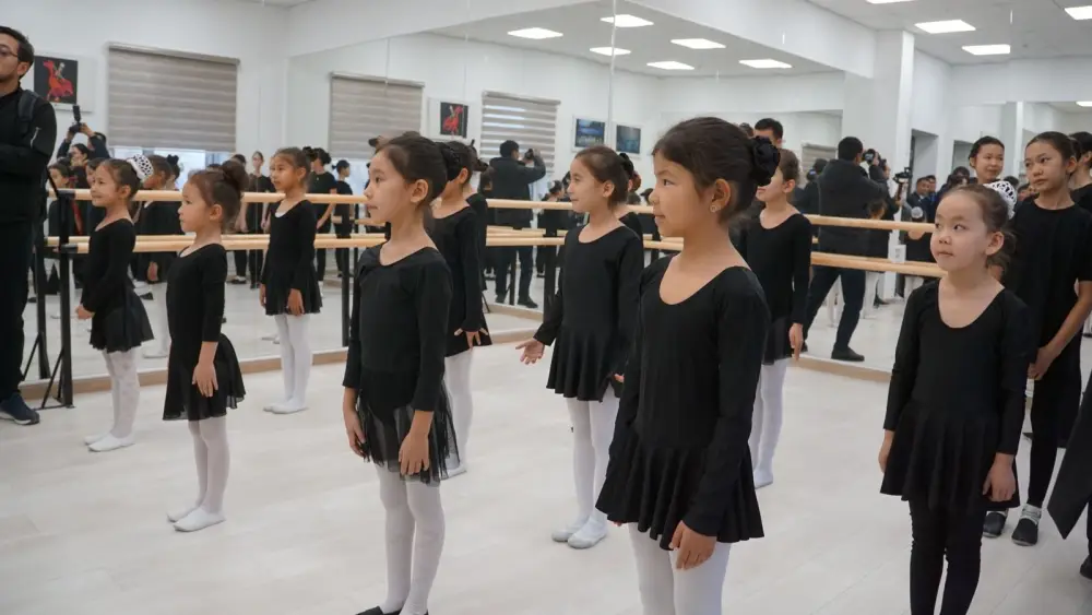 Музыкальную школу на 300 мест открыли в Туркестанской области на возвращенные активы (5)