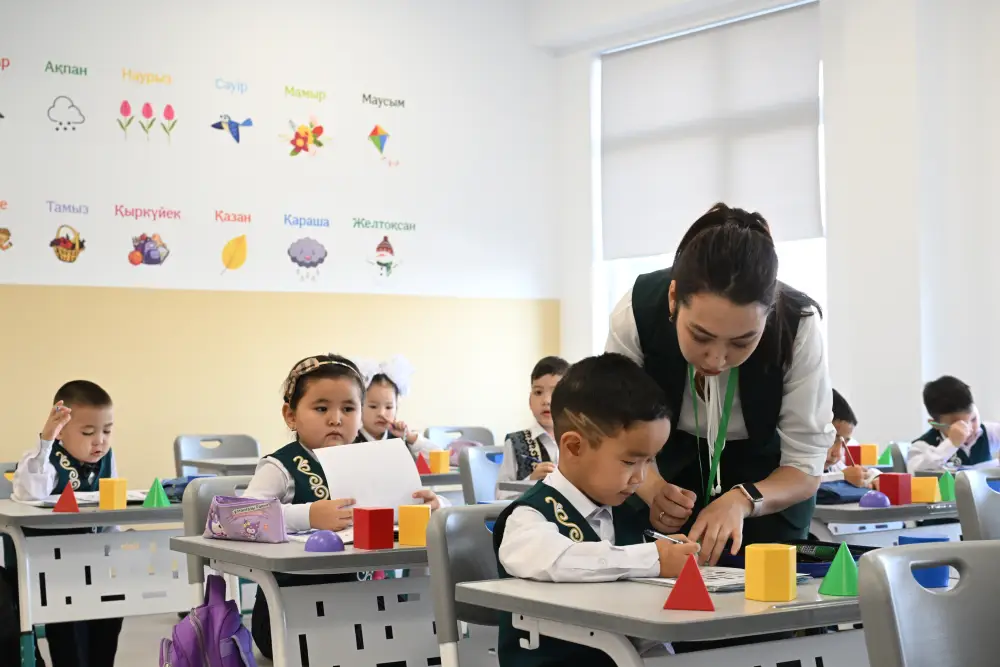 В Жетісу качество питания и безопасность в образовательных учреждениях взята на общественный контроль (8)