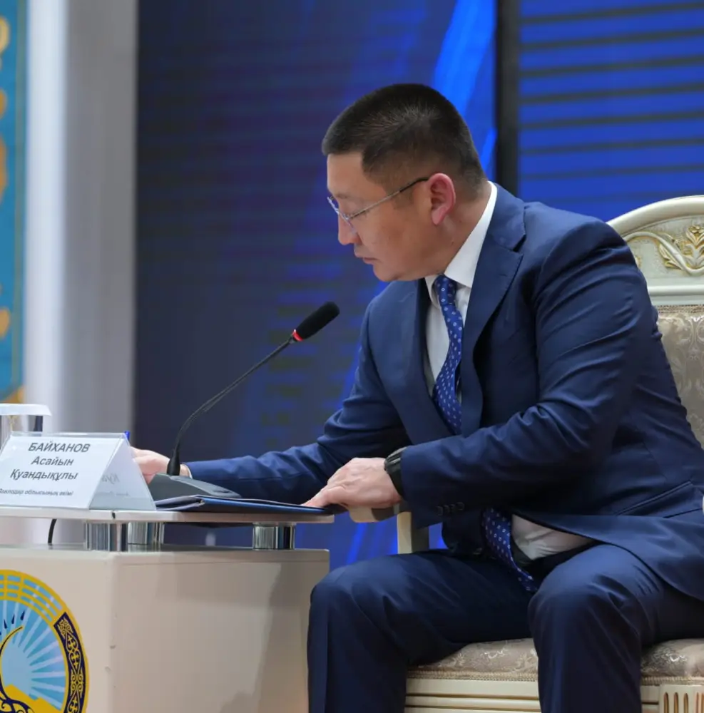 Сегодня аким области Асаин Байханов встретился с жителями Щербактинского района и обсудил актуальные вопросы (9)