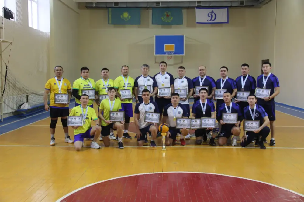 В Национальной гвардии МВД РК состоялось соревнование по волейболу (6)