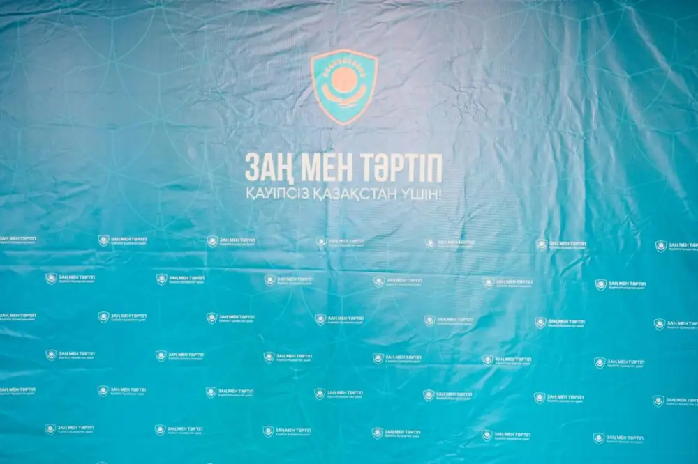 «Закон и порядок»: в Астане прошло специальное мероприятие для лиц, состоящих на учете службы пробации (4)