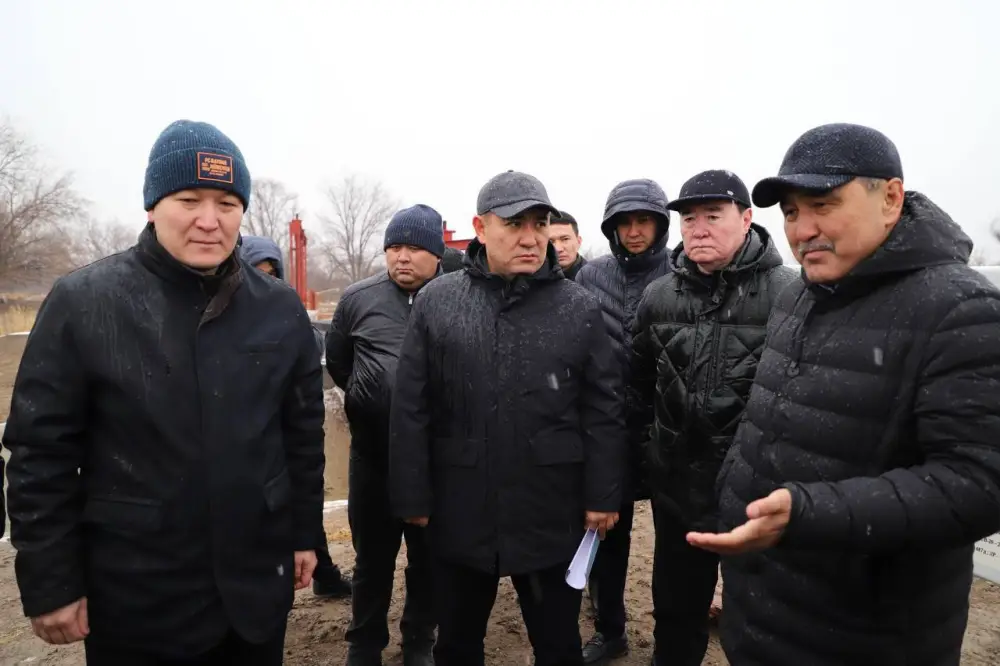 В Жамбылской области завершена первая за 40 лет механизированная очистка Фурмановского обводного канала (6)