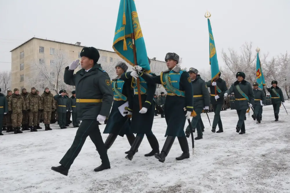 Воинским частям Десантно-штурмовых войск вручили Боевые знамена (8)