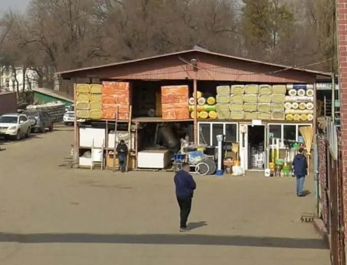 В Алматы начат снос незаконного рынка (3)