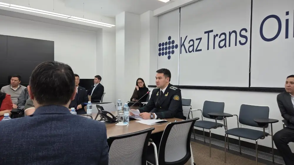 Финансовая и цифровая безопасность: столичным специалистам показали реальные схемы обмана (3)