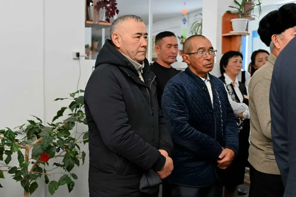 Актуальные проблемы села Тарбагатай будут решаться поэтапно (4)