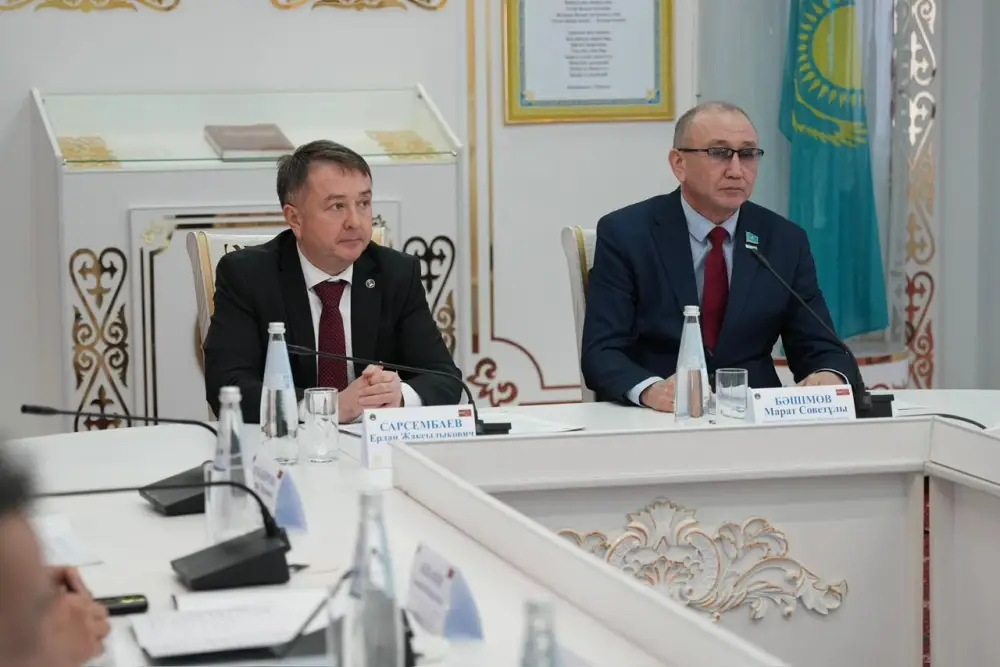 Министр юстиции Ерлан Сарсембаев принял участие в круглом столе «Антикоррупционная устойчивость и конституционные права человека: формула “Закон и Порядок”» (8)