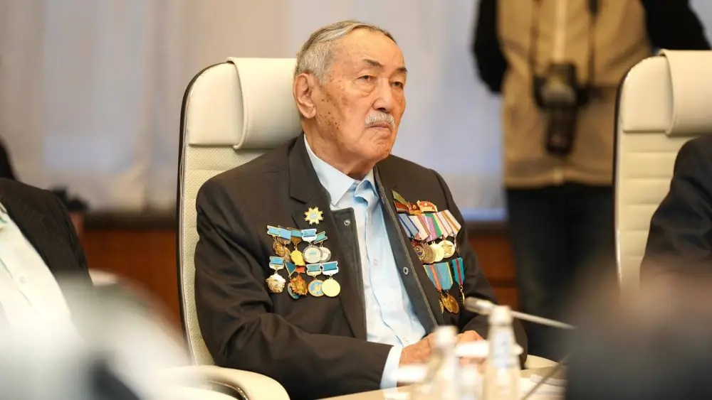 В ВКО подвели итоги деятельности ветеранских организаций региона (2)