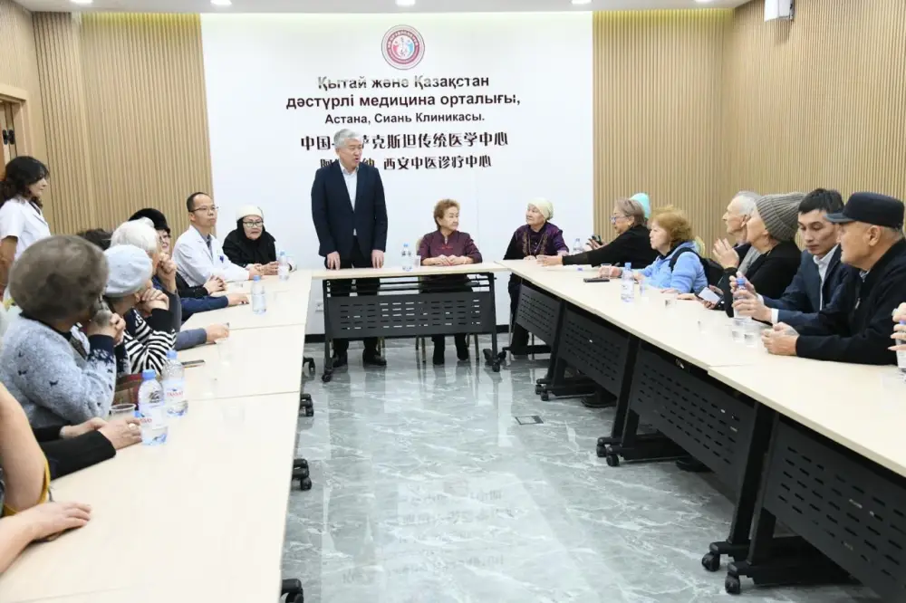 День открытых дверей для пожилых горожан провели в столичной клинике (7)