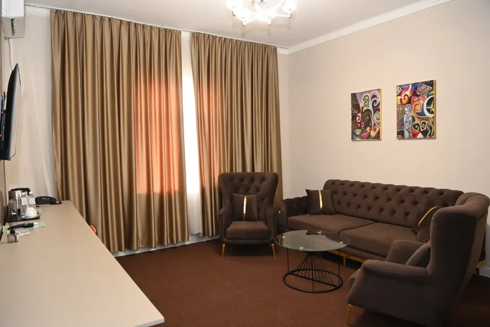 Открылся придорожный сервисный комплекс (4)