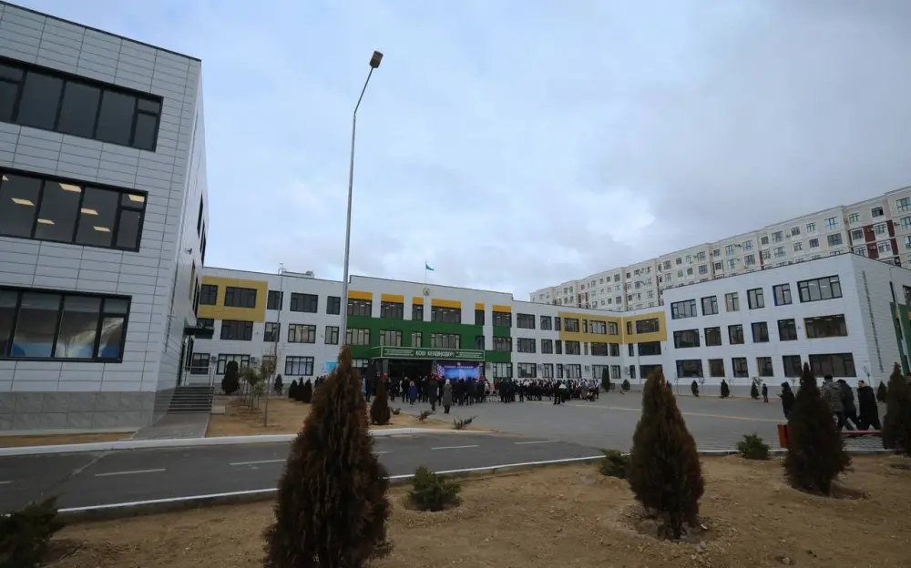 В Мангистауской области успешно завершён национальный проект «Келешек мектептері»: открыта 13-я школа (2)