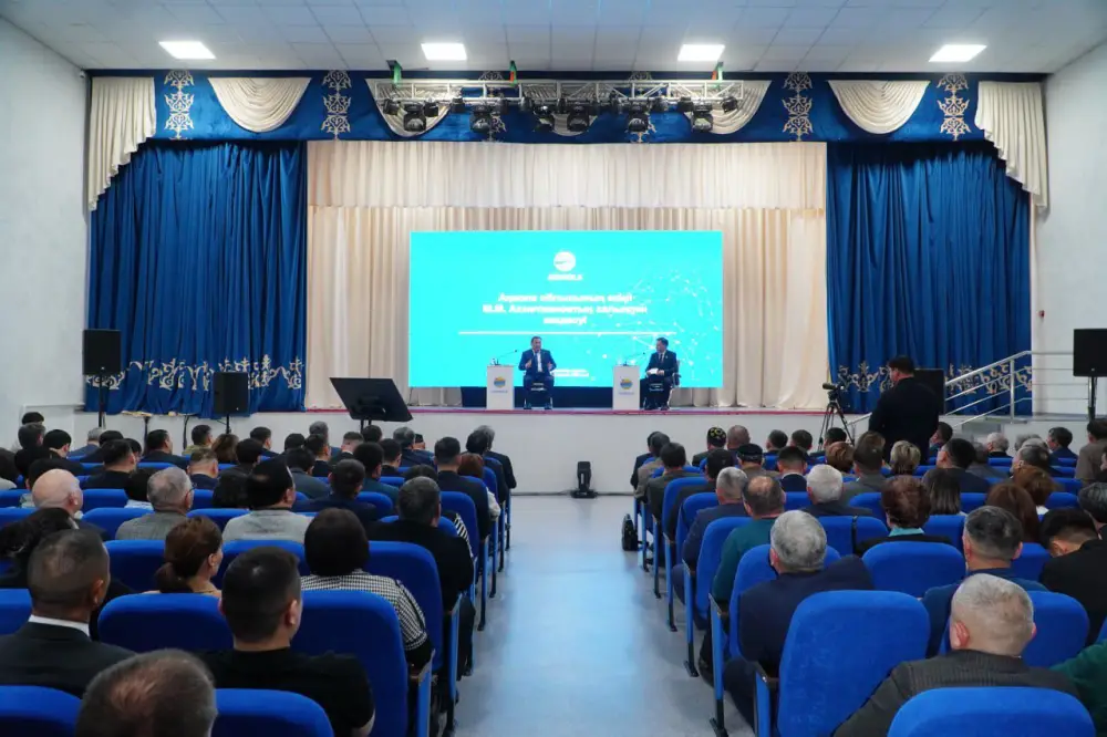 Аким Акмолинской области Марат Ахметжанов встретился с жителями Ерейментауского района (7)