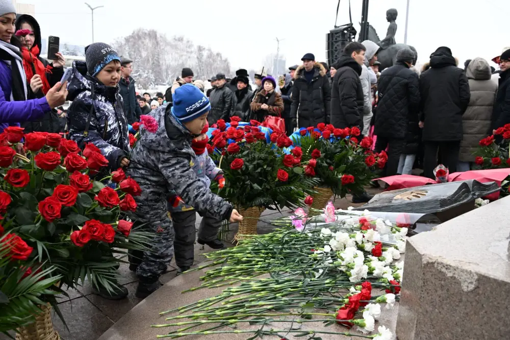 В Алматы стартует программа патриотических событий к памятным датам декабря (3)