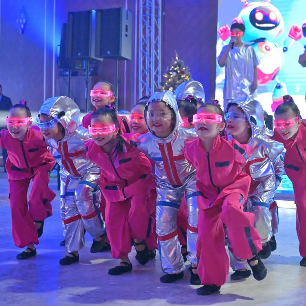 В Павлодаре состоялась новогодняя елка акима области (8)