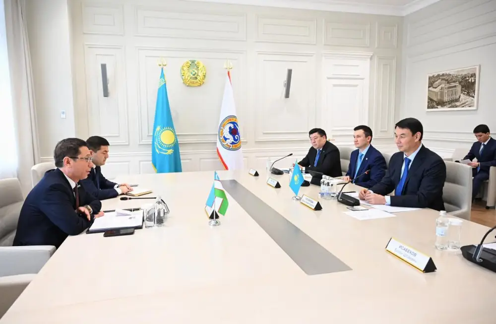 Аким Алматы встретился с Чрезвычайным и Полномочным Послом Республики Узбекистан (5)