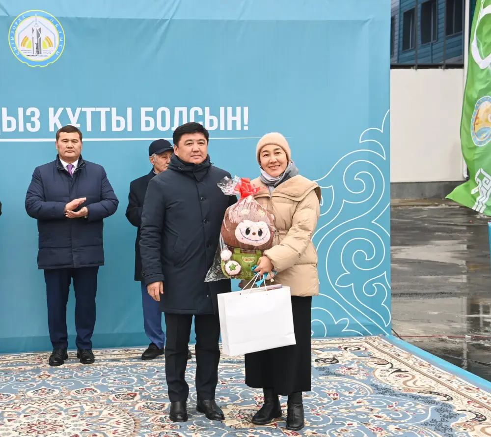 Кызылординцы получили ключи от новых квартир в канун Нового года (6)