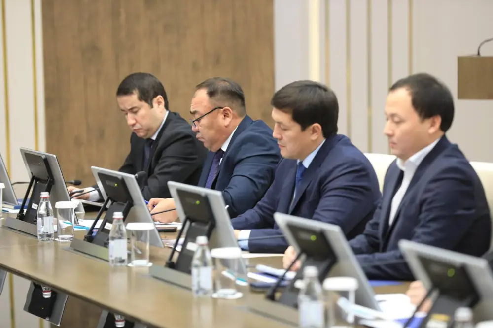 Глава региона потребовал не допустить подорожания продуктов к Новому году (4)