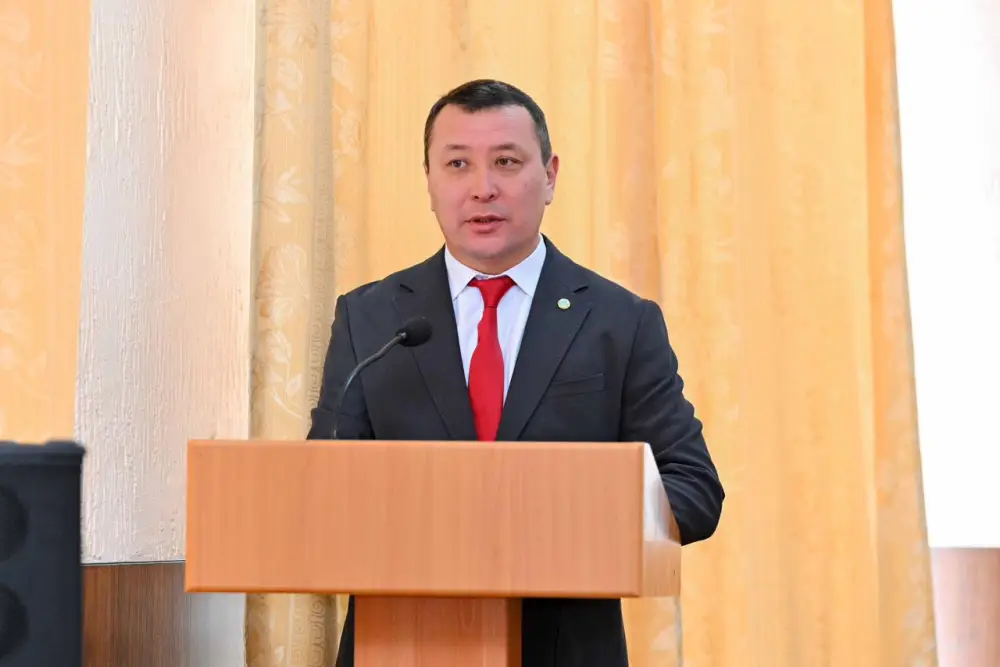 Аким области представил нового акима Кокпектинского района (8)