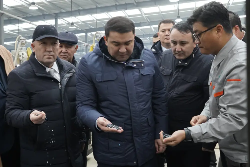 В ТУРКЕСТАНСКОЙ ОБЛАСТИ ЗАПУЩЕНО ПРЕДПРИЯТИЕ ПО ПРОИЗВОДСТВУ УСТРОЙСТВ КАПЕЛЬНОГО ОРОШЕНИЯ И ЛЕНТ ДЛЯ ПОЛИВА (4)