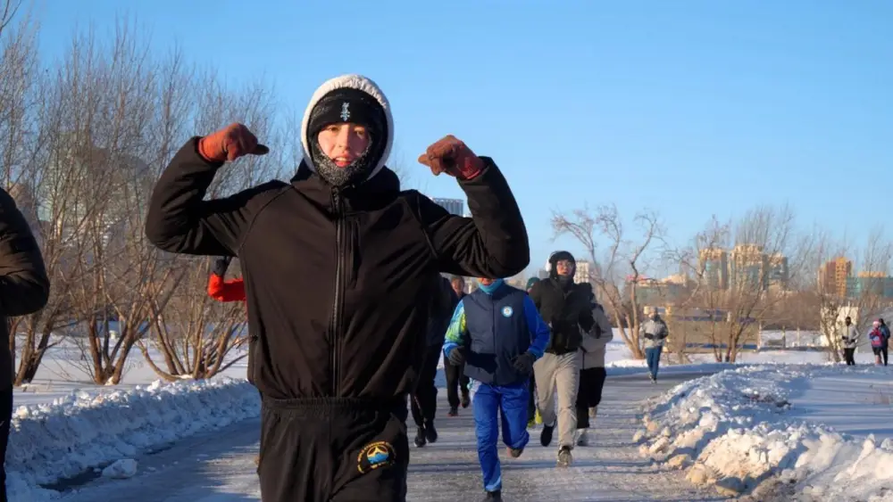 Более 700 астанчан приняли участие в новогоднем забеге (4)