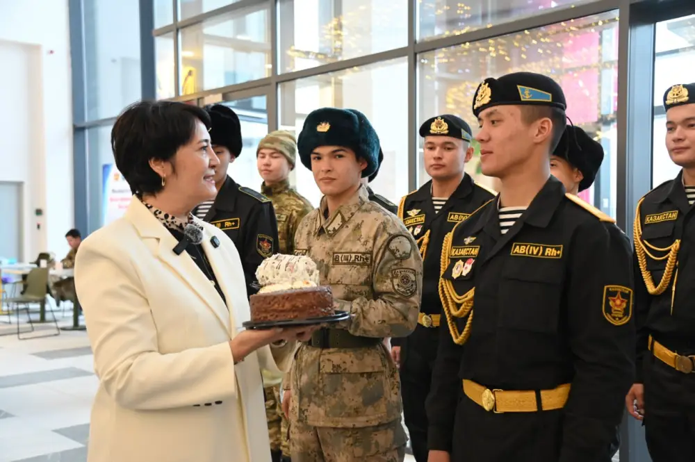 В Мангистауской области прошла патриотическая акция в поддержку призыва в армию (6)