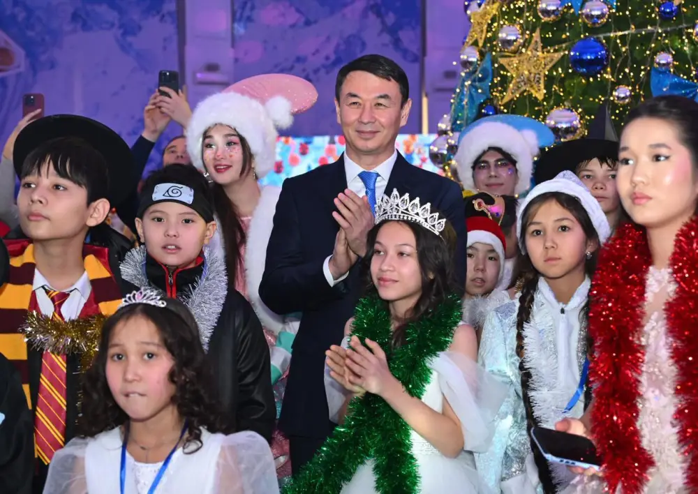 В Алматы состоялась Президентская новогодняя елка (4)
