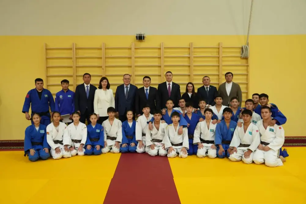Дзюдо в школах - сеть школьных залов по дзюдо открывается в Казахстане (7)