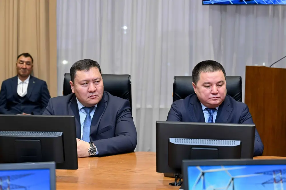 В области Абай чествовали специалистов энергетической отрасли (2)