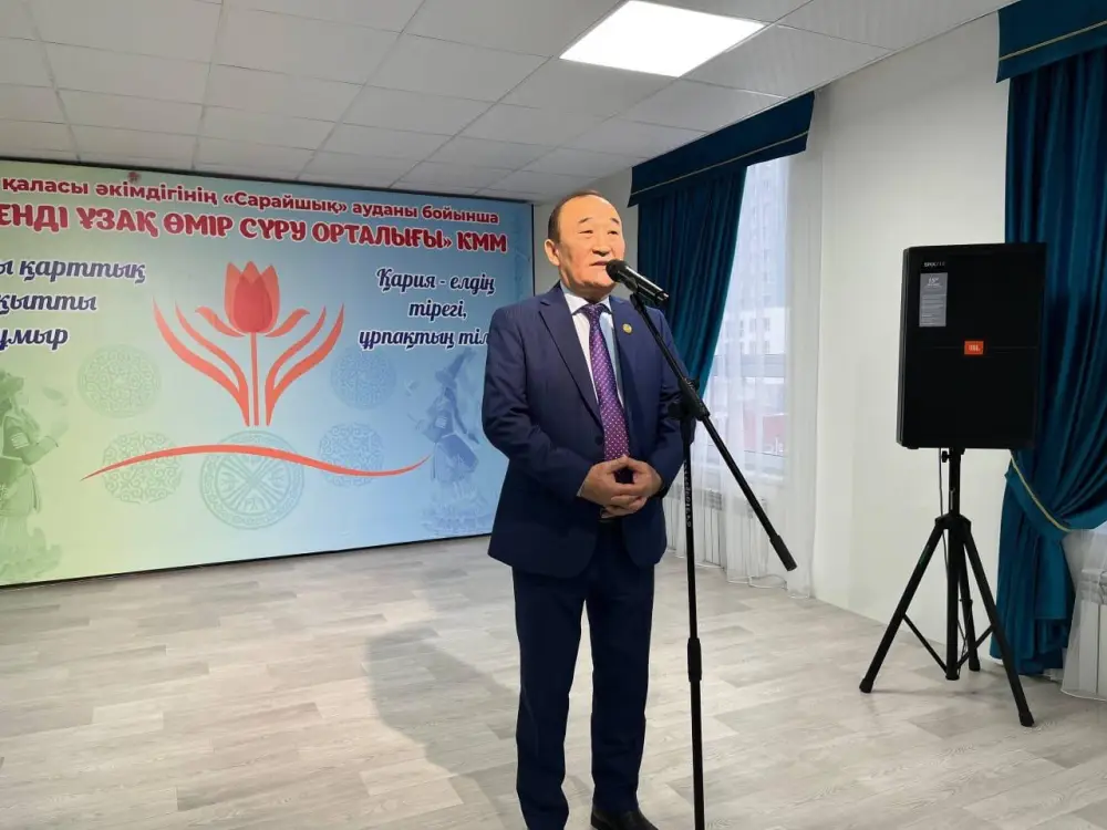 «Серебряный волонтер»: в Астане наградили лучших волонтеров и отметили их заслуги (4)