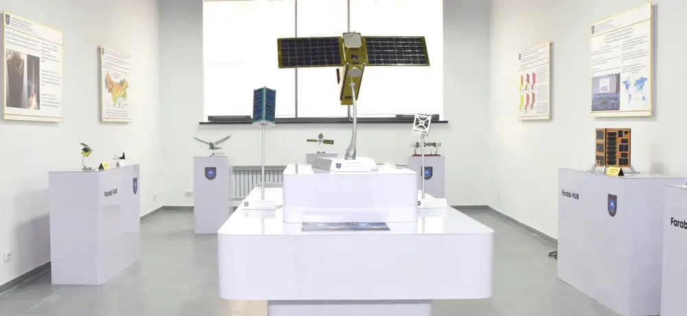 СОВМЕСТНЫЙ НАНОСПУТНИК КАЗНУ И КИТАЙСКОГО УНИВЕРСИТЕТА ВЫВЕДЕН НА ОРБИТУ (4)