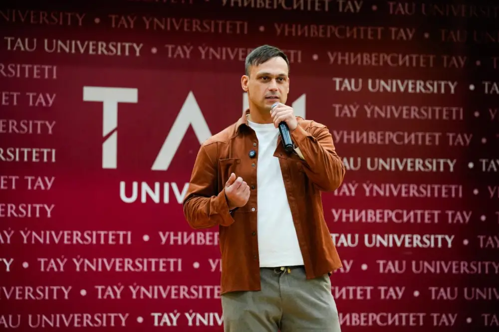 «Закон и порядок»: в Астане прошло масштабное профилактическое мероприятие для молодежи (10)