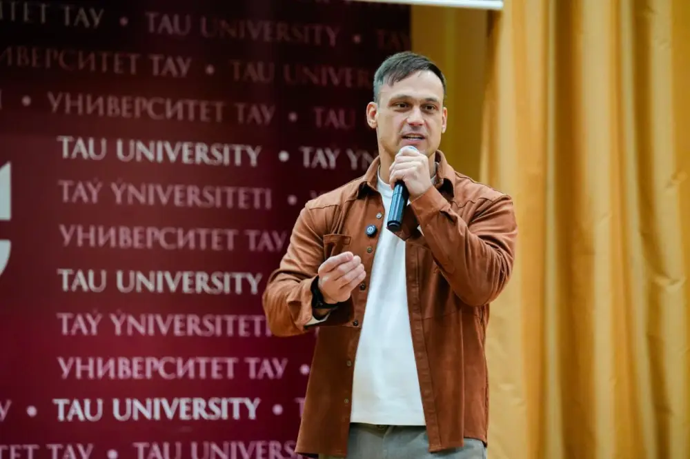 «Закон и порядок»: в Астане прошло масштабное профилактическое мероприятие для молодежи (7)